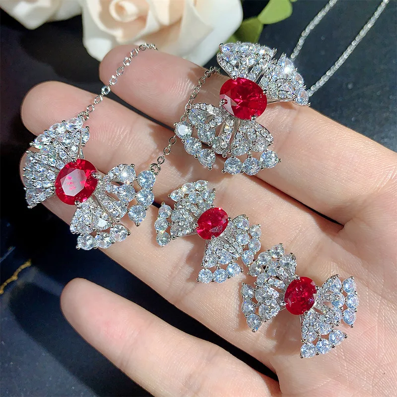New Style Jewelry Set Necklace Earrings Ring Ruby Style European and American Fashion Light Luxury Versatile Zircon Women's Whol
New Style Jewelry Set Necklace Earrings Ring Ruby Style European and American Fashion Light Luxury Versatile Zircon Women's Whol