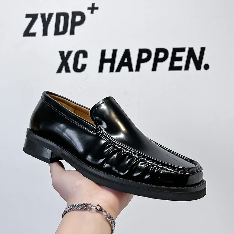 Модные мужские туфли большого размера с круглой головкой и толстой подошвой с неглубоким ртом, удобные кожаные туфли без шнуровки в стиле ретро, 2025 г.
Модные мужские туфли большого размера с круглой головкой и толстой подошвой с неглубоким ртом, удобные кожаные туфли без шнуровки в стиле ретро, 2025 г.