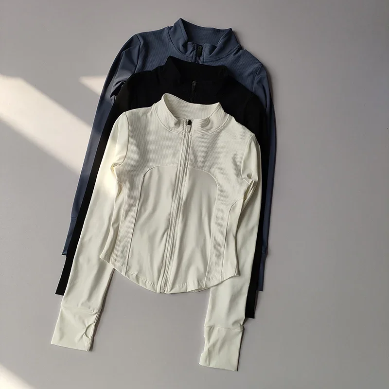 Standing Collar Zipper Sports Jacket Women's Tight Yoga Suit Long Sleeved Instagram Popular Sports Running Slim Fit Top
Standing Collar Zipper Sports Jacket Women's Tight Yoga Suit Long Sleeved Instagram Popular Sports Running Slim Fit Top