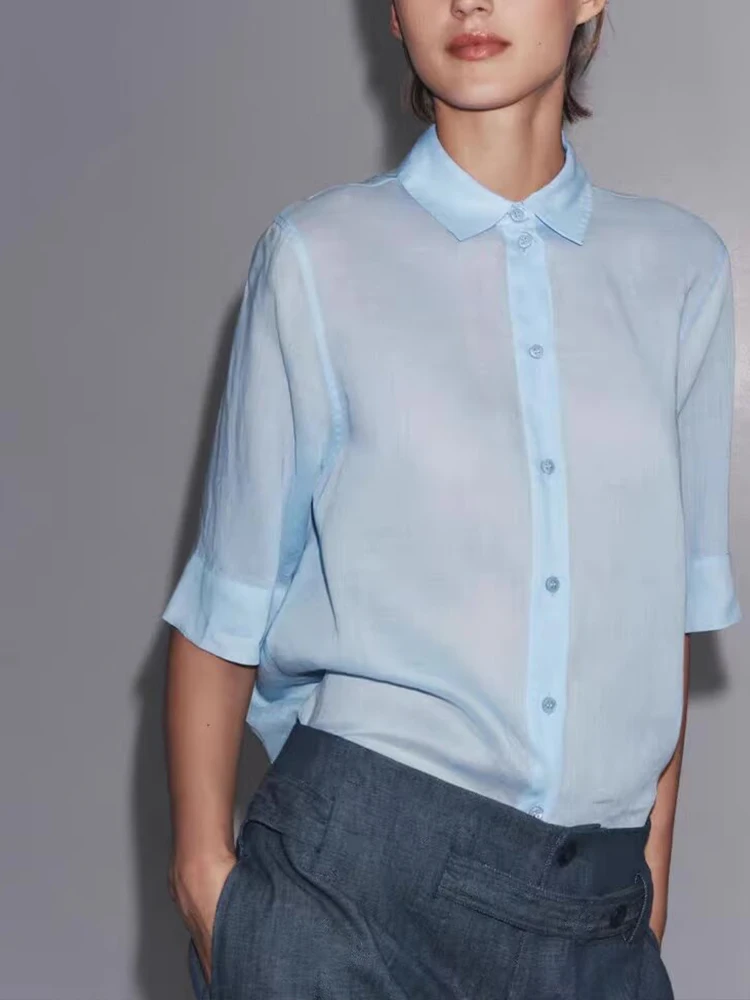 European and American style summer new products women's clothing versatile lapel short-sleeved casual temperament shirt
European and American style summer new products women's clothing versatile lapel short-sleeved casual temperament shirt