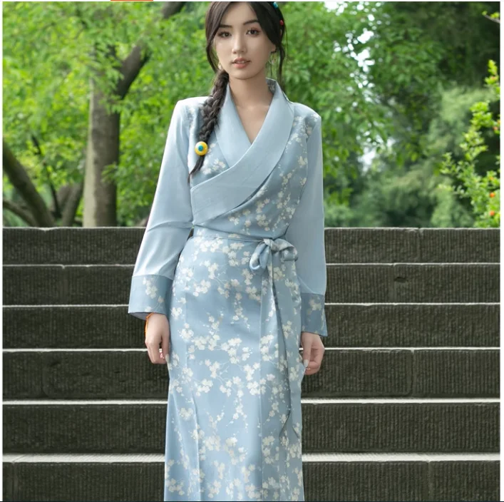 Chinese Tibetan Traditional Women Ethnic Clothing Spring Long Dress Red Robe Bora Wedding New
Chinese Tibetan Traditional Women Ethnic Clothing Spring Long Dress Red Robe Bora Wedding New