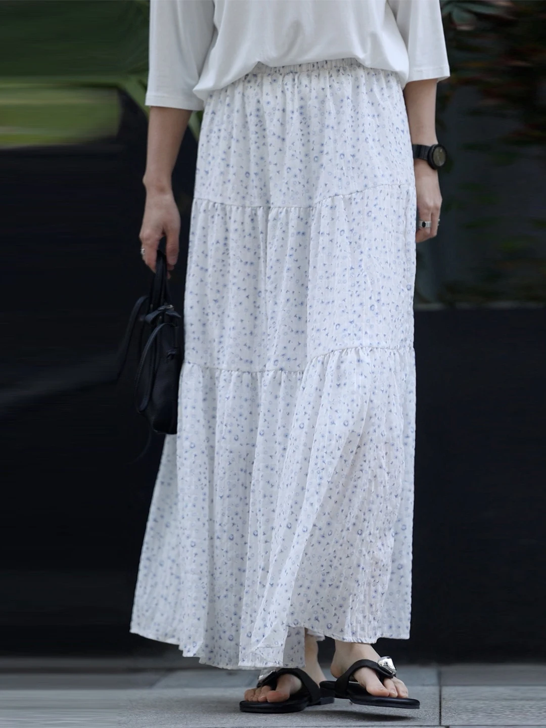 White Ultra-Long Skirt Spring Summer New Style Half-length A-line Draped Floral Print Chiffon Skirt High Waist Loose Fit
White Ultra-Long Skirt Spring Summer New Style Half-length A-line Draped Floral Print Chiffon Skirt High Waist Loose Fit
