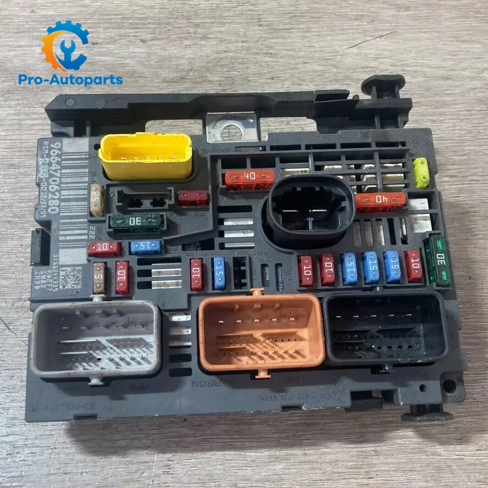 9664706280 Brand New Engine Fuse Box Assembly For Peugeot 307 308 408 807 Expert Partner (B9) Citroen BSM R05 00 9807028880
9664706280 Brand New Engine Fuse Box Assembly For Peugeot 307 308 408 807 Expert Partner (B9) Citroen BSM R05 00 9807028880