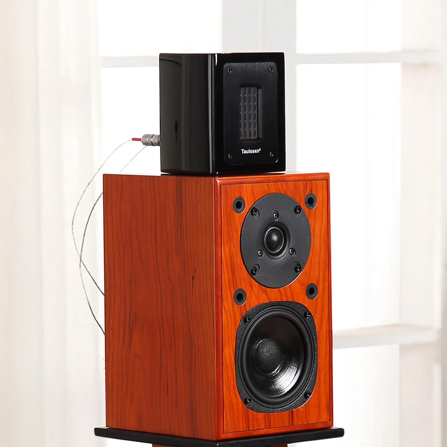 T3 6th Generation External Ultra High Frequency Speaker Fever Magnetic Field Belt UHF Extension External Speaker
T3 6th Generation External Ultra High Frequency Speaker Fever Magnetic Field Belt UHF Extension External Speaker