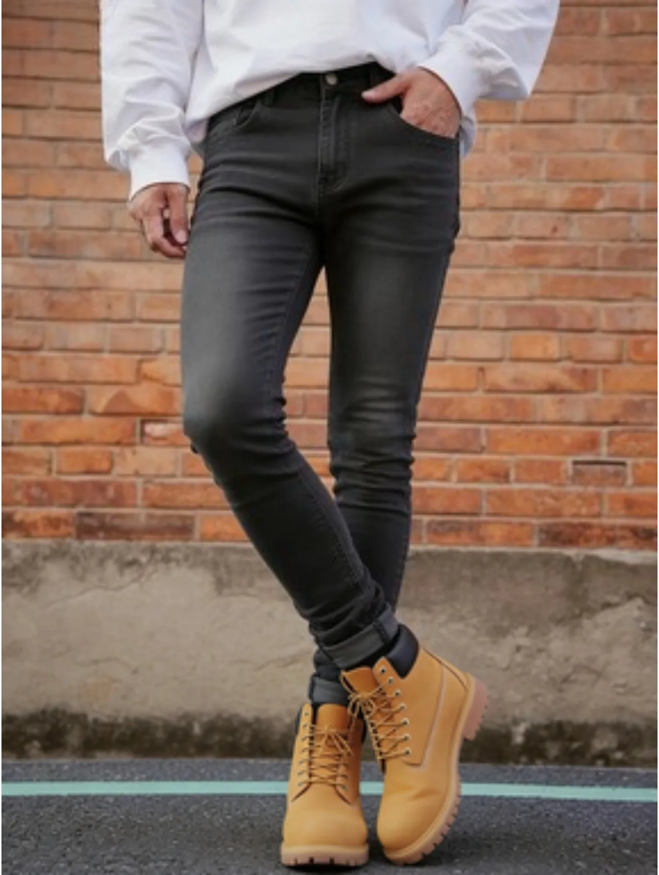 Men's European Micro-elastic Narrow-leg Pants Slim Design Solid Color Minimalist Office & Casual
Men's European Micro-elastic Narrow-leg Pants Slim Design Solid Color Minimalist Office & Casual