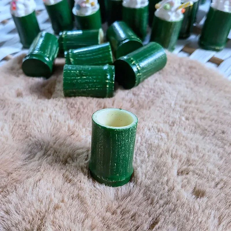 Милый Миниатюрный Кукольный Домик из бамбука, модель чашки для молока и чая, модель куклы, туристический сувенир, безделушка, украшение для дома, аксессуары, детские игрушки, 2 шт.
Милый Миниатюрный Кукольный Домик из бамбука, модель чашки для молока и чая, модель куклы, туристический сувенир, безделушка, украшение для дома, аксессуары, детские игрушки, 2 шт.
