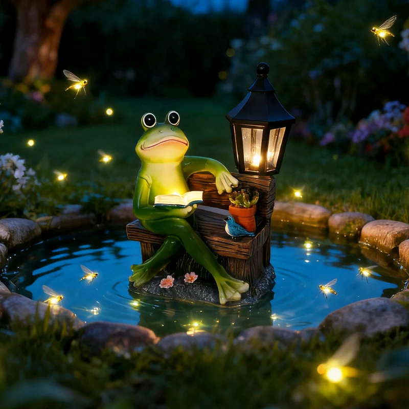 Frog sitting under a streetlight reading a book, resin craft ornament, outdoor animal solar-powered light decoration
Frog sitting under a streetlight reading a book, resin craft ornament, outdoor animal solar-powered light decoration