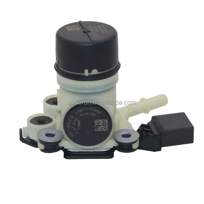Dismantling Original Pump F01C070013 Urea Injection Valve Urea Pump F01C250150 F01C250151 F01C070012 for Benz Vito W212
Dismantling Original Pump F01C070013 Urea Injection Valve Urea Pump F01C250150 F01C250151 F01C070012 for Benz Vito W212