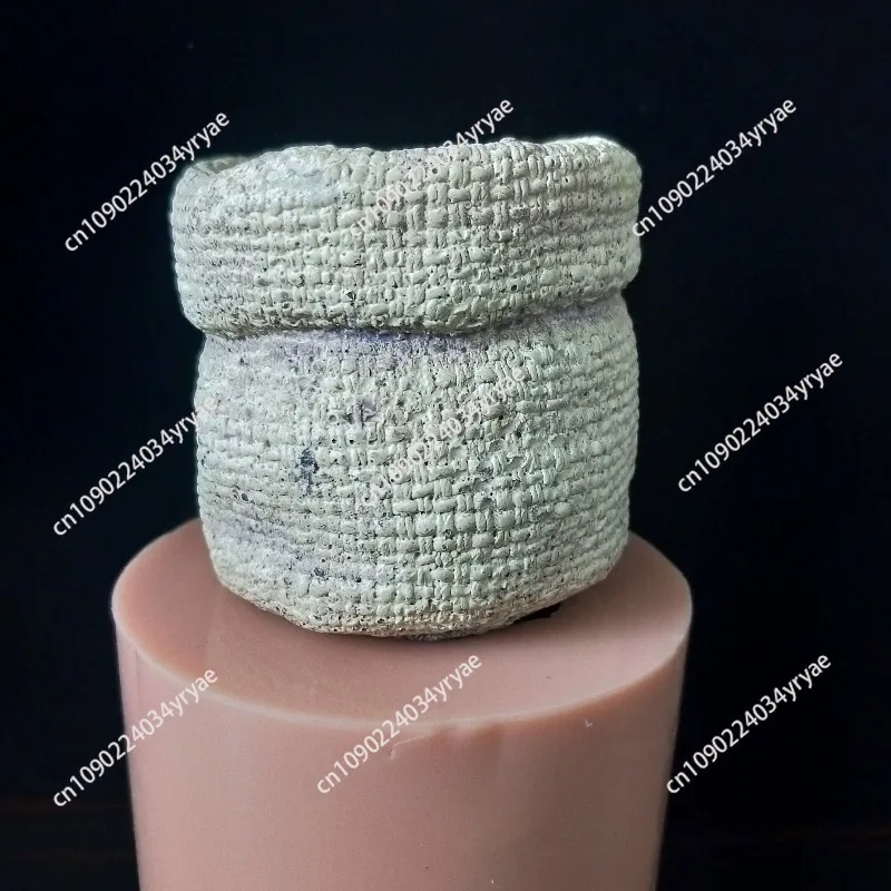 Cloth sack small flower silicone mold cement flower desktop concrete pot mold handmade flower pot
Cloth sack small flower silicone mold cement flower desktop concrete pot mold handmade flower pot