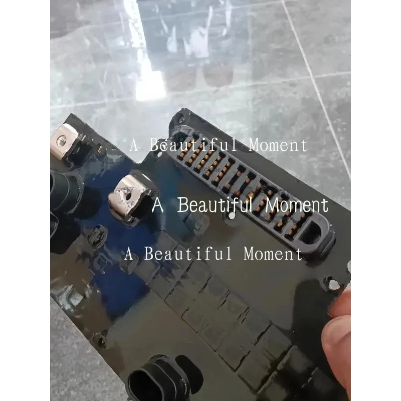 NEW FOR DJI T40 Agri Drone Battery Mainboard / Board - BMS for 12S Li-ion Pack
NEW FOR DJI T40 Agri Drone Battery Mainboard / Board - BMS for 12S Li-ion Pack
