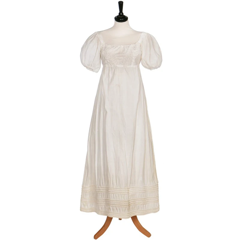 Custom Made Early 1800s Vintage White Era Ball Gown Historical Regency Short Sleeves Dress
Custom Made Early 1800s Vintage White Era Ball Gown Historical Regency Short Sleeves Dress