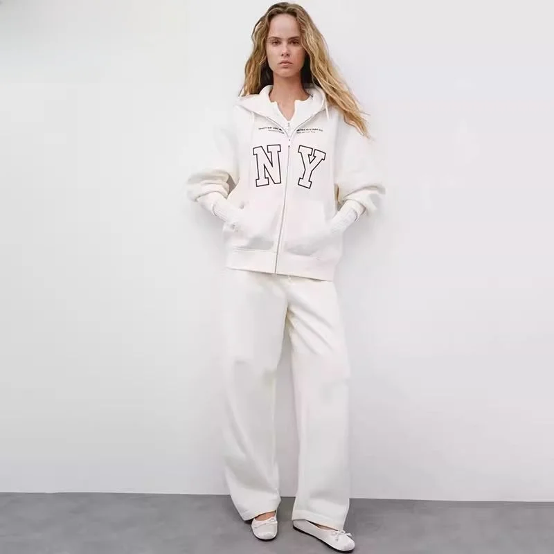 Spring 2024 New Women's Long Sve Hoodie Sweatirt Embroidered Text Jogging Pants Faion Set Polyester Material
Spring 2024 New Women's Long Sve Hoodie Sweatirt Embroidered Text Jogging Pants Faion Set Polyester Material