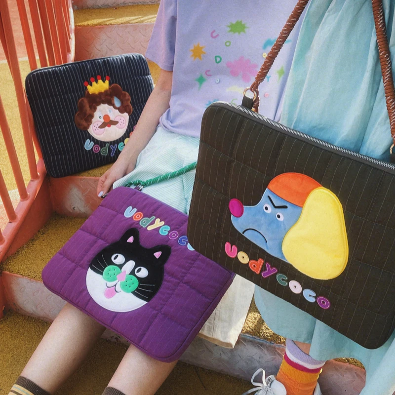 Uody Original Laptop Bag Cute Cartoon Storage Bag Student Backpack Handbag Anti-collision Durable Inner Bag Design Girls Birt...
Uody Original Laptop Bag Cute Cartoon Storage Bag Student Backpack Handbag Anti-collision Durable Inner Bag Design Girls Birt...