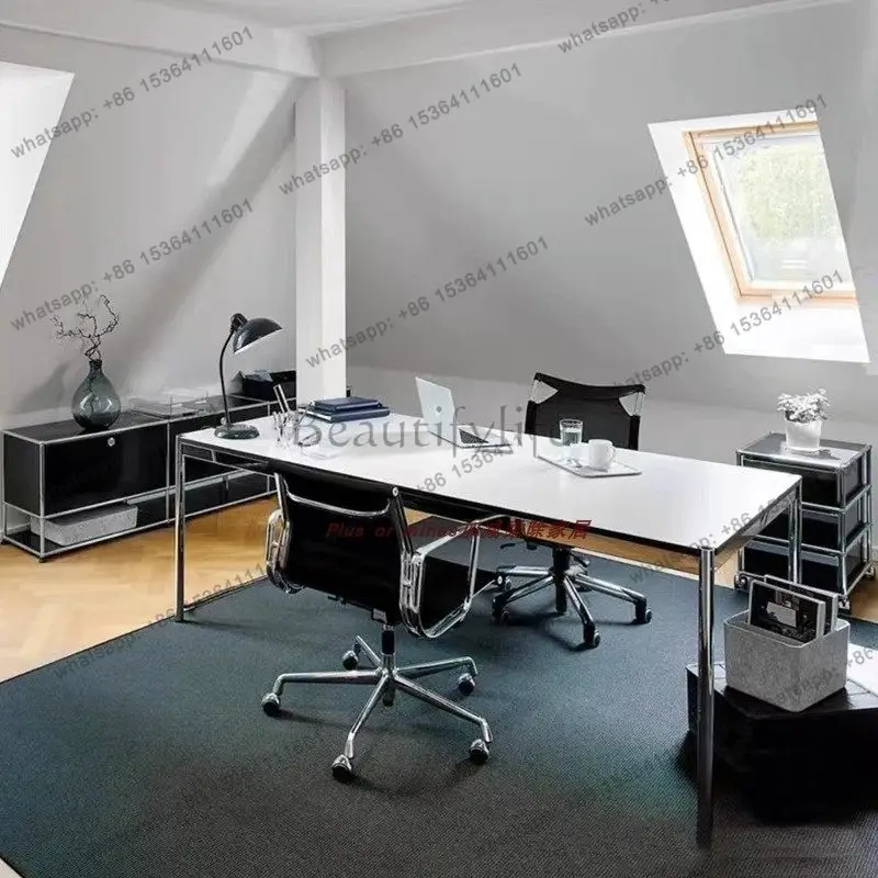 Конференц-стол в стиле скандинавского минимализма из нержавеющей стали для офисов, рабочих мест и компьютерных зон.
Конференц-стол в стиле скандинавского минимализма из нержавеющей стали для офисов, рабочих мест и компьютерных зон.