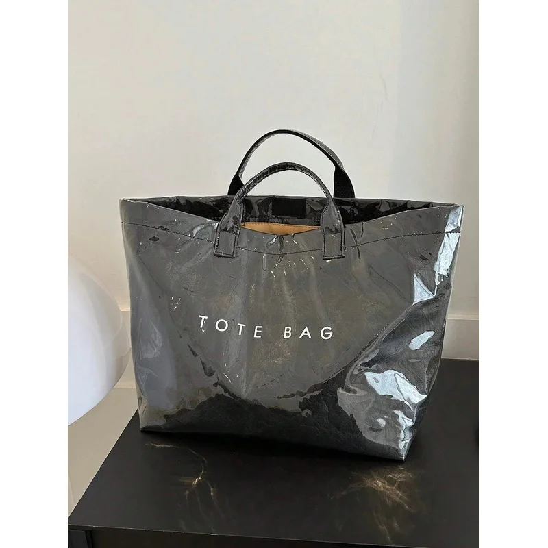 Large Capacity Fashionable Tote Bag PVC Waterproof Transparent Jelly Bag With Handles Trendy Vintage Casual Letter Print Handbag
Large Capacity Fashionable Tote Bag PVC Waterproof Transparent Jelly Bag With Handles Trendy Vintage Casual Letter Print Handbag