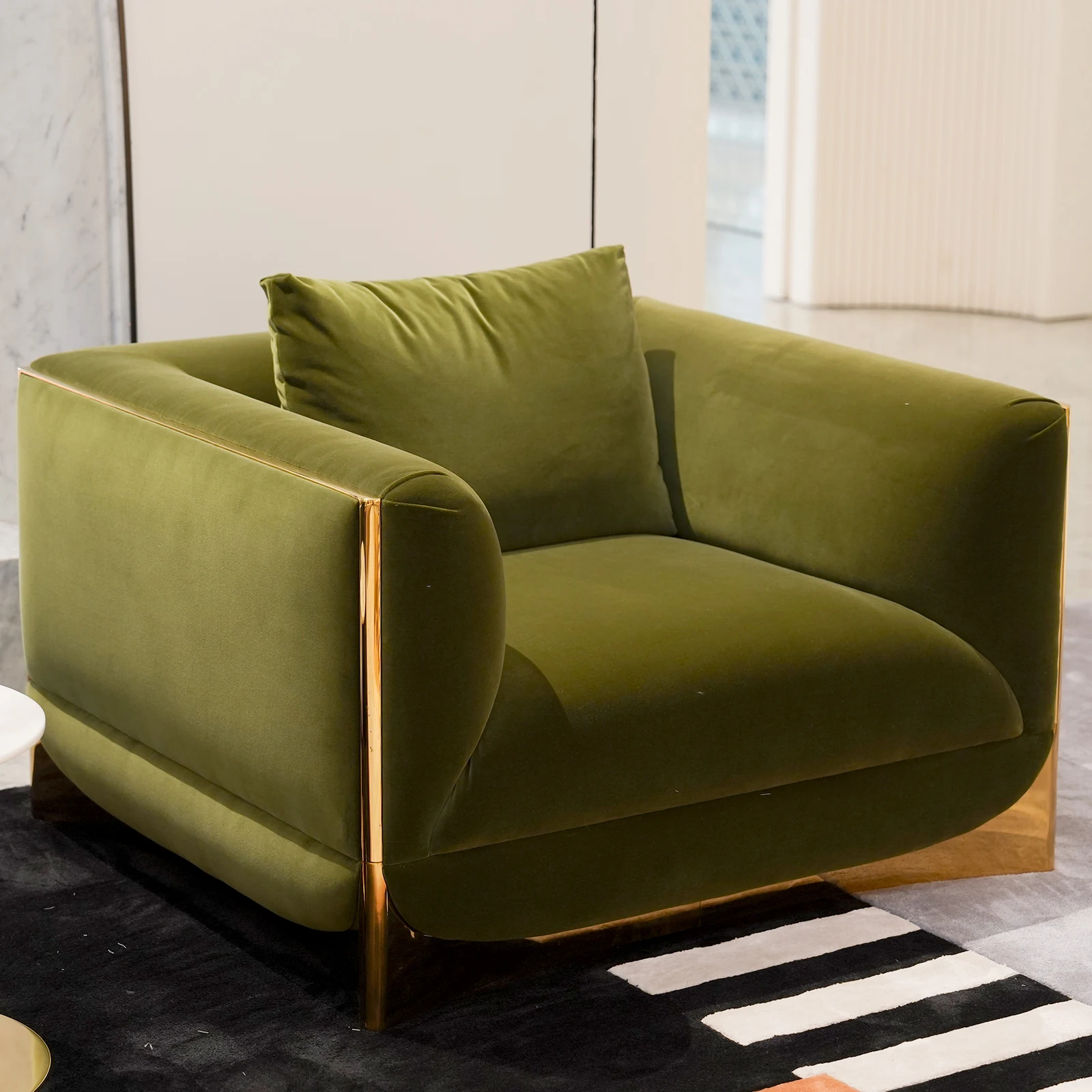 #Luxury Living Room Furniture Velvet Fabric Leisure Sofa Lounge Single Sofa Chair Home Villa Hotel Single Upholstered Couch Sofa
#Luxury Living Room Furniture Velvet Fabric Leisure Sofa Lounge Single Sofa Chair Home Villa Hotel Single Upholstered Couch Sofa