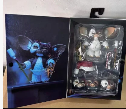NECA Gremlins Action Figure Movie Edition Gremlins Christmas Ver. Figure Retro Rubber Horror Doll Figurine
NECA Gremlins Action Figure Movie Edition Gremlins Christmas Ver. Figure Retro Rubber Horror Doll Figurine