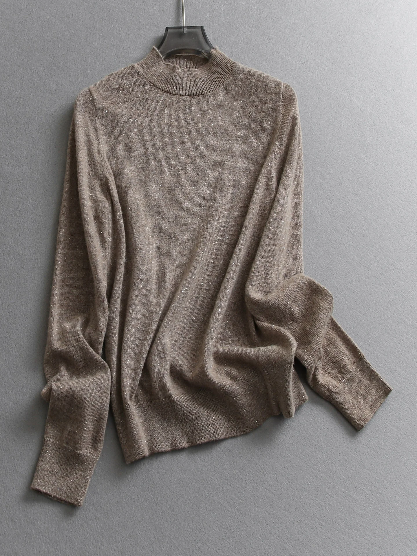 Soft Long Sleeve Knitted Sweater Women's Slim Fit High Collar Inner Wear Casual Style Spring New Pure Color Versatile Base Layer
Soft Long Sleeve Knitted Sweater Women's Slim Fit High Collar Inner Wear Casual Style Spring New Pure Color Versatile Base Layer