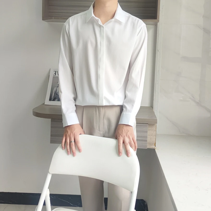 Мужская шифоновая рубашка Ele Long Sve в западном стиле, базовая модель с цветным дизайном, на пуговицах, молодежный тренд, летняя коллекция.
Мужская шифоновая рубашка Ele Long Sve в западном стиле, базовая модель с цветным дизайном, на пуговицах, молодежный тренд, летняя коллекция.