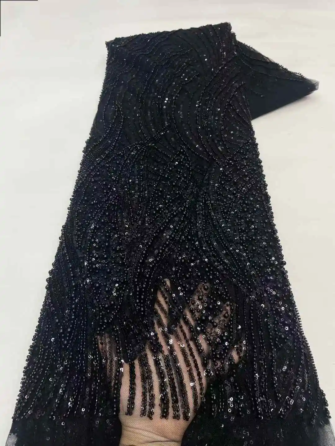 2025 New African French Nigerian High End Lace Fabric With Beads Sequins Mesh for Embroidery Wedding Party Bride Sewing Dress
2025 New African French Nigerian High End Lace Fabric With Beads Sequins Mesh for Embroidery Wedding Party Bride Sewing Dress
