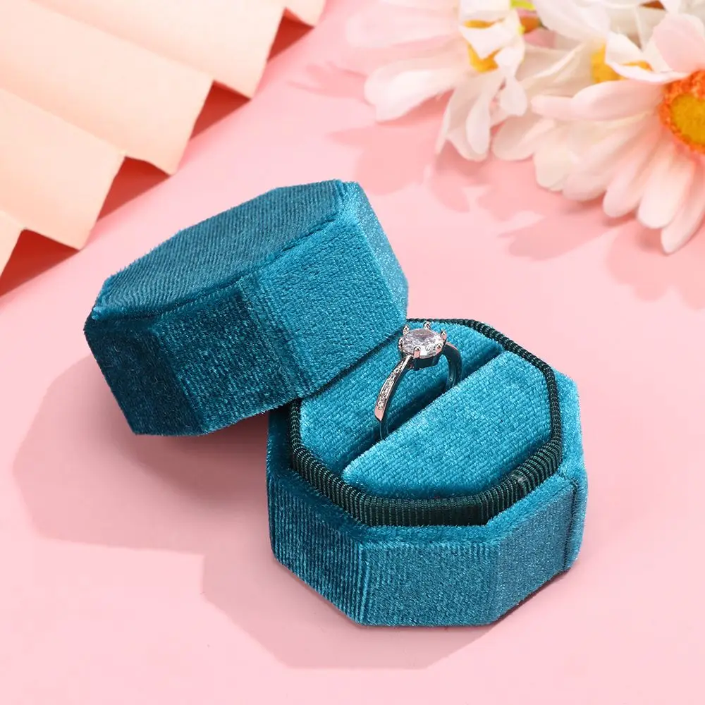 High-quality Exquisite Wedding With Detachable Lid Velvet Jewelry Box Display Box Ring Storage Box
High-quality Exquisite Wedding With Detachable Lid Velvet Jewelry Box Display Box Ring Storage Box