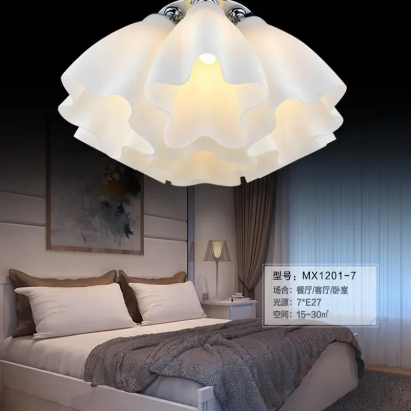 modern white flower 1/3/5/7 heads ceiling lamp glass living room bed dining lighting light
modern white flower 1/3/5/7 heads ceiling lamp glass living room bed dining lighting light