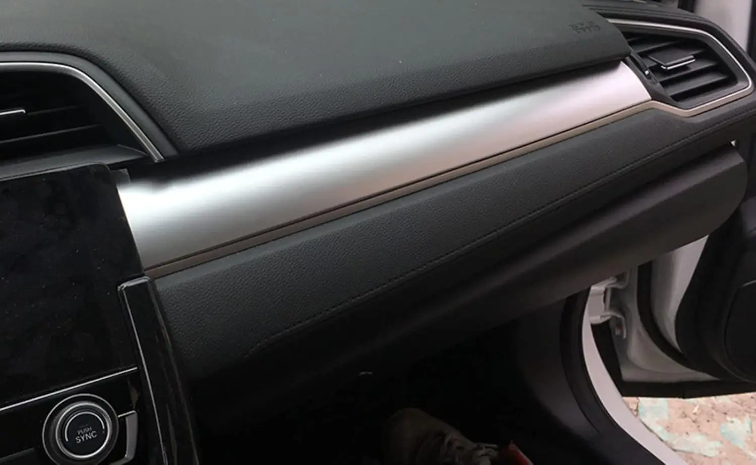 Комплект из 3 накладок на центральную консоль из АБС-пластика под карбон для Honda Civic 10-го поколения 2016-2021 гг., аксессуары для интерьера автомобиля
Комплект из 3 накладок на центральную консоль из АБС-пластика под карбон для Honda Civic 10-го поколения 2016-2021 гг., аксессуары для интерьера автомобиля