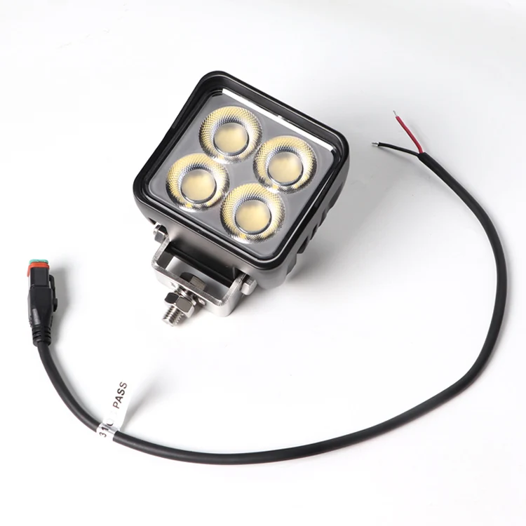 ECE E9 квадратные сверхмощные бульдозеры светодиодный рабочий фонарь 4 "92 Вт рабочие фары из алюминиевого сплава подходят для сельскохозяйственного трактора 10-30 В 
ECE E9 квадратные сверхмощные бульдозеры светодиодный рабочий фонарь 4 "92 Вт рабочие фары из алюминиевого сплава подходят для сельскохозяйственного трактора 10-30 В