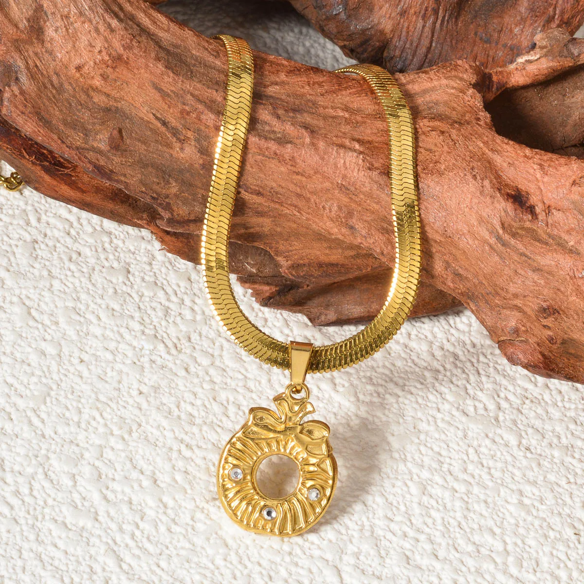 Stainless Steel Gold Color Hip Hop Dainty Layering Jewelry Trendy Chain Necklace with Pendant for Women Men Gift for Birthday
Stainless Steel Gold Color Hip Hop Dainty Layering Jewelry Trendy Chain Necklace with Pendant for Women Men Gift for Birthday