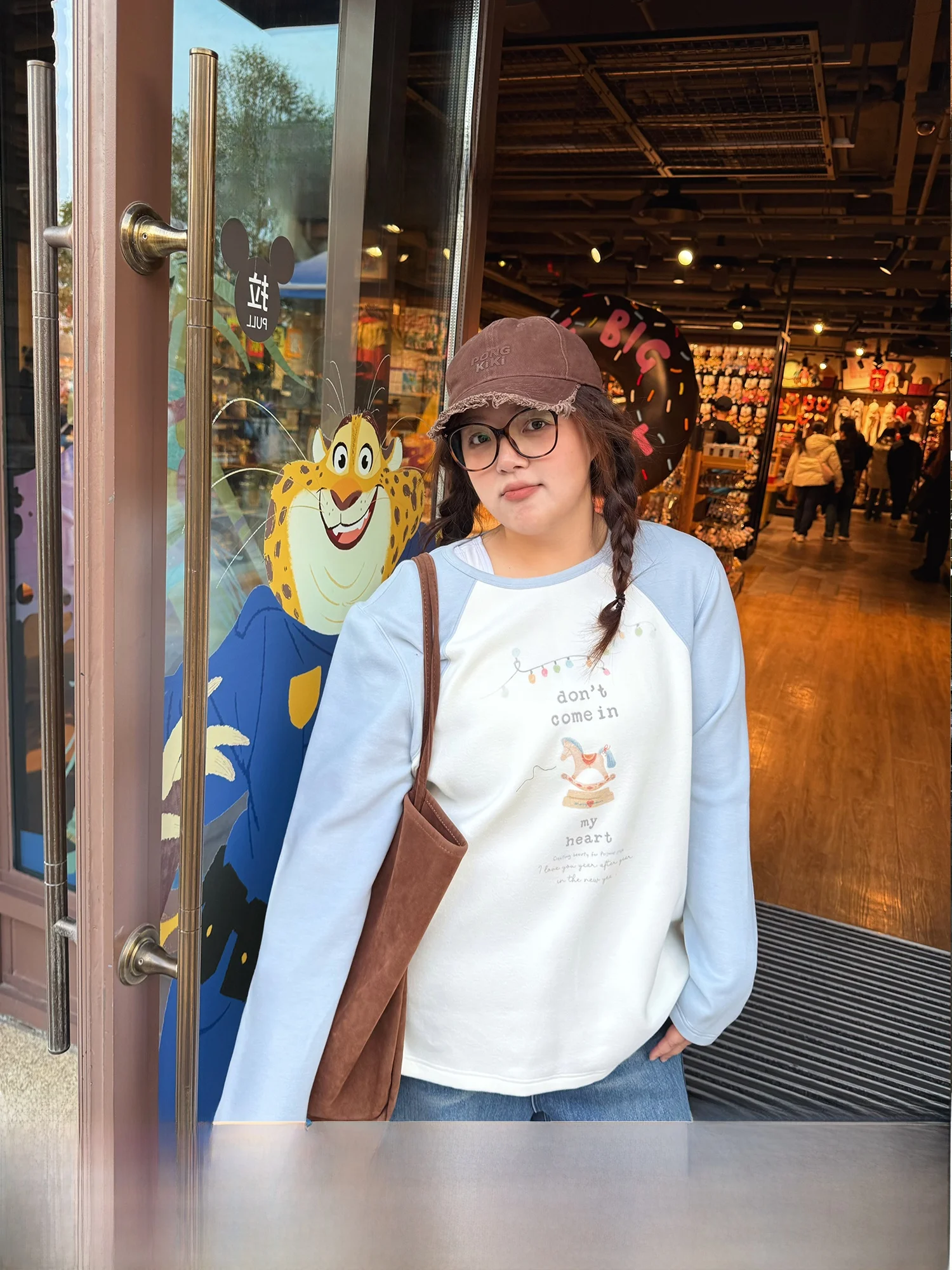 Long Sleeve Fleece Lined T-Shirt Women's plus Size Comfortable Warm Top round Neck Casual Style Cotton Blend Fabric
Long Sleeve Fleece Lined T-Shirt Women's plus Size Comfortable Warm Top round Neck Casual Style Cotton Blend Fabric