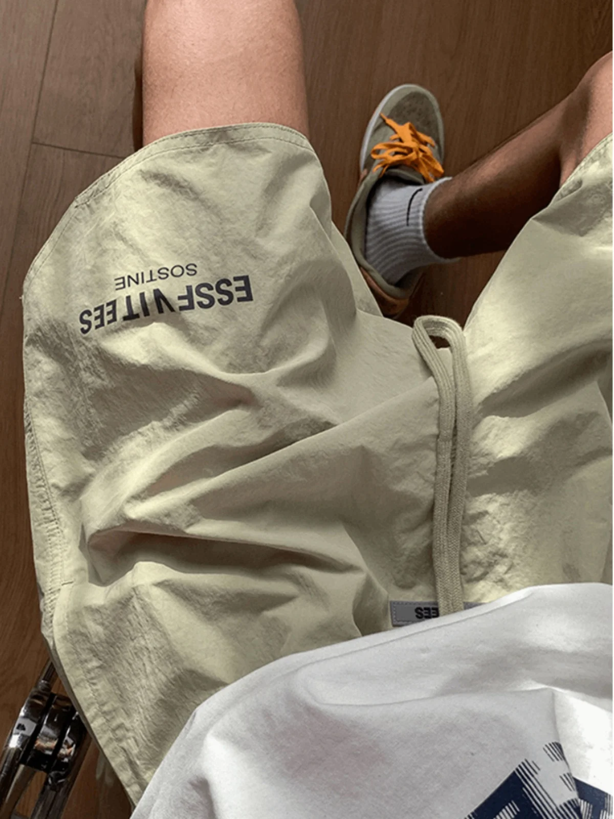 Очень большие спортивные штаны 300 Pou Retro Qui Dry Mint een, мужские модные летние новые американские брендовые брюки с пятью точками
Очень большие спортивные штаны 300 Pou Retro Qui Dry Mint een, мужские модные летние новые американские брендовые брюки с пятью точками