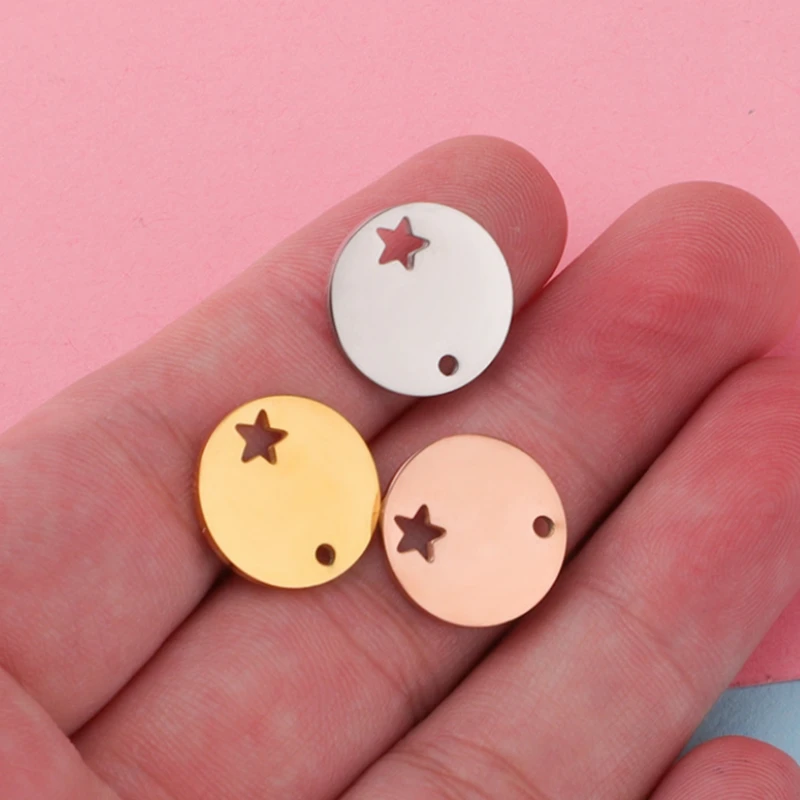 20Piece/lot 15/20mm Stainless Steel Round Plate Charm Inner Hollow Small Star Mirror Polish DIY Stamping Charms Pendant
20Piece/lot 15/20mm Stainless Steel Round Plate Charm Inner Hollow Small Star Mirror Polish DIY Stamping Charms Pendant