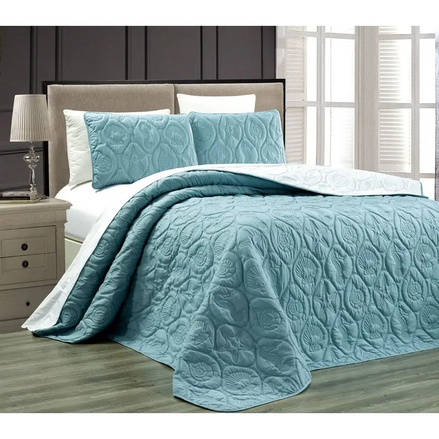 Комплект из 3 предметов: покрывало для кровати размера Cal King, двустороннее, с тиснением, в стиле тропического побережья, с морскими ракушками, сине-белое, SPA Blue White
Комплект из 3 предметов: покрывало для кровати размера Cal King, двустороннее, с тиснением, в стиле тропического побережья, с морскими ракушками, сине-белое, SPA Blue White