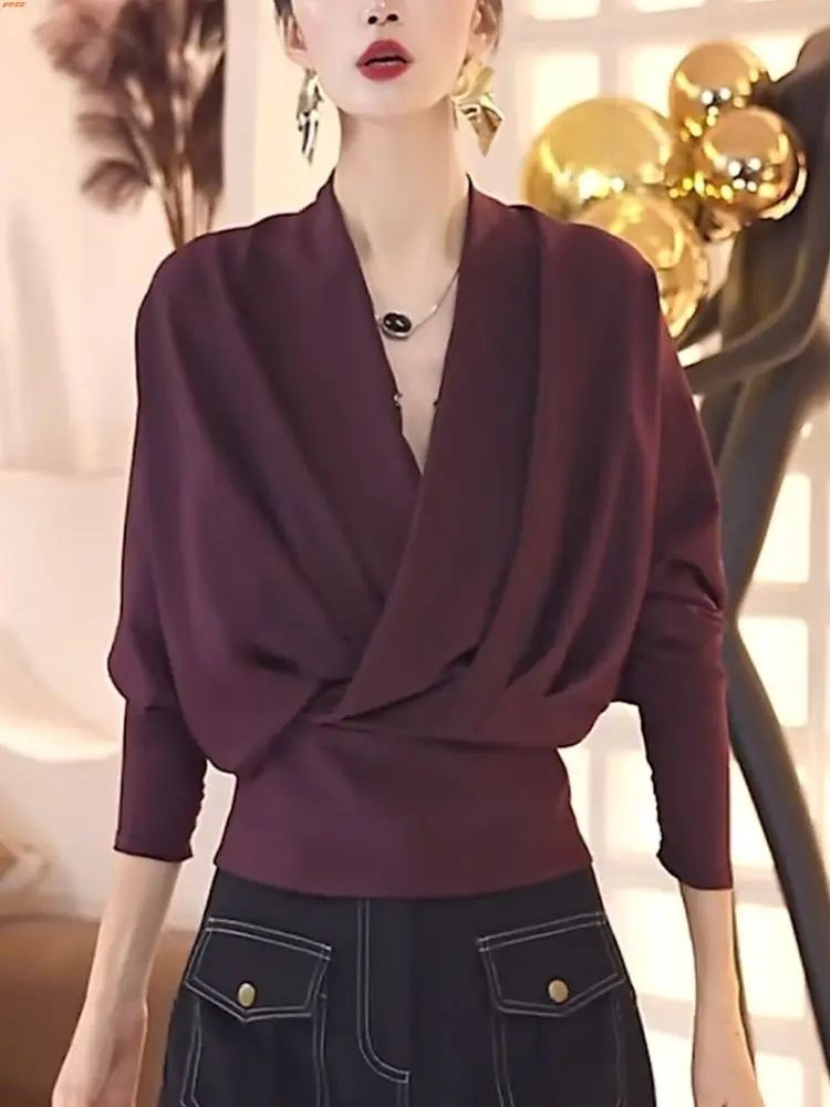 Новинка: Женская свободная футболка-топ с V-образным вырезом и узлом, корейский стиль, для офиса, осень-зима, фиолетовая
Новинка: Женская свободная футболка-топ с V-образным вырезом и узлом, корейский стиль, для офиса, осень-зима, фиолетовая