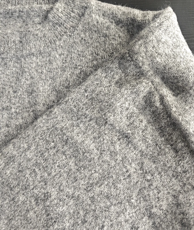 women's casual solid color round neck soft long sleeved loose sweater jumper
women's casual solid color round neck soft long sleeved loose sweater jumper