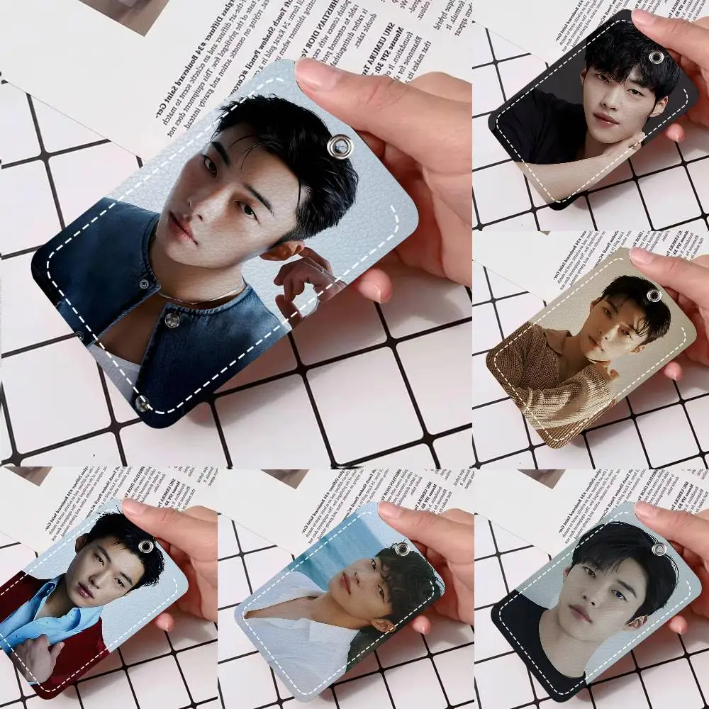 1pc Korean Actor Woo Do Hwan Card Case Keychain Access Card Bag Key Tag Ring Leather Card Holder Key Ring Access
1pc Korean Actor Woo Do Hwan Card Case Keychain Access Card Bag Key Tag Ring Leather Card Holder Key Ring Access