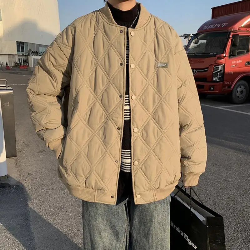 Warm Thickened Baseball Collar Cotton Jacket Men's Loose Fit Winter Coat Youth Casual Cleanfit Style Regular Length Outerwear
Warm Thickened Baseball Collar Cotton Jacket Men's Loose Fit Winter Coat Youth Casual Cleanfit Style Regular Length Outerwear