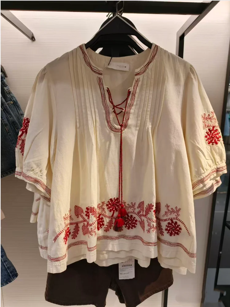 Summer 2026 Sweet Vacation Style Loose Short Sleeve round Neck Embroidered Fringed Women's Cotton Shirt Fashionable Ethnic Trend
Summer 2026 Sweet Vacation Style Loose Short Sleeve round Neck Embroidered Fringed Women's Cotton Shirt Fashionable Ethnic Trend