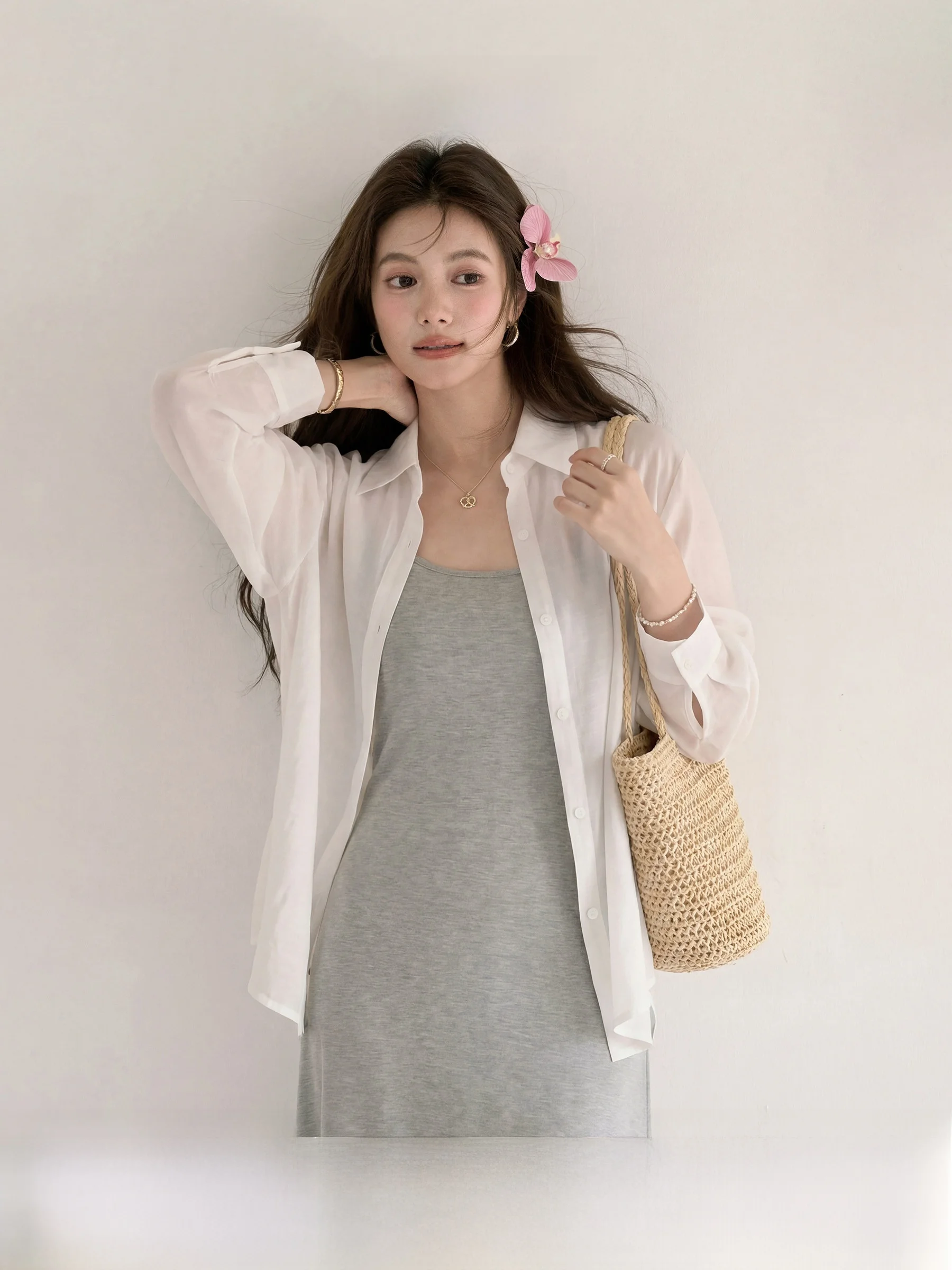 Loose Women's Summer Shirt Xim Spring Dawn Early Spring Casual Style Sun Protection Long Sleeve Thin Collar Flip Shirt
Loose Women's Summer Shirt Xim Spring Dawn Early Spring Casual Style Sun Protection Long Sleeve Thin Collar Flip Shirt