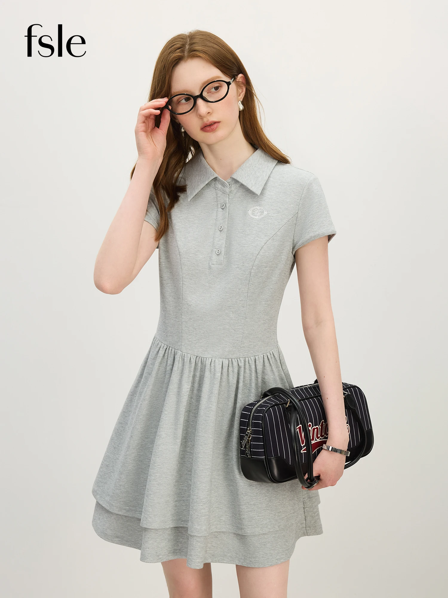 FSLE Casual Polo Collar Dress for Women - Summer 2025 New Arrival Cool Feel Waist-defining Mini Skirt Sports Style 25FS12288
FSLE Casual Polo Collar Dress for Women - Summer 2025 New Arrival Cool Feel Waist-defining Mini Skirt Sports Style 25FS12288