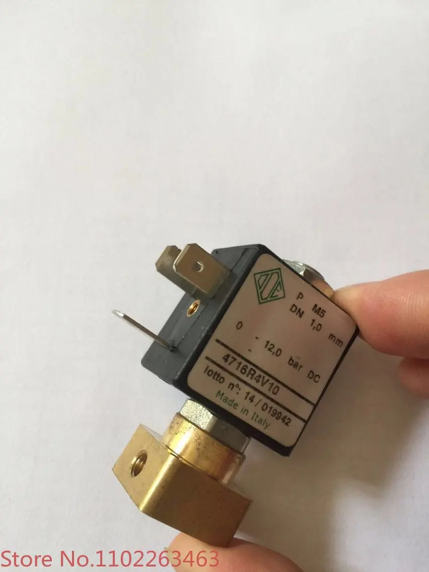 Textile machinery, weaving accessories, Ziluo Cilaifu 338 water valve, imported with original packaging
Textile machinery, weaving accessories, Ziluo Cilaifu 338 water valve, imported with original packaging