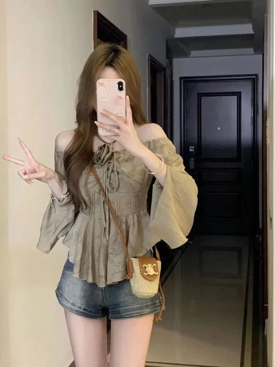 Retro Sle Long Sve One oulder Slim Fit Top for Women Faionable Unique Design Early Autumn New Arrival Cotton Blend
Retro Sle Long Sve One oulder Slim Fit Top for Women Faionable Unique Design Early Autumn New Arrival Cotton Blend