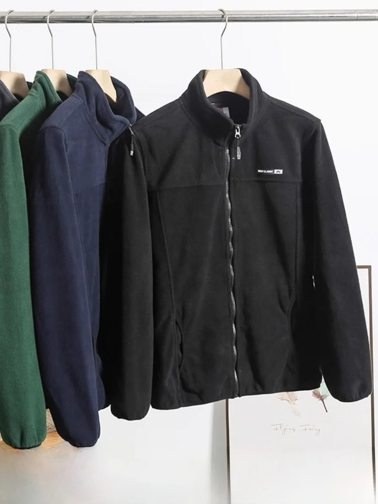 Мужская уличная куртка с подкладкой, капюшоном, повседневная, удобная, теплая, с воротником-стойкой, из полиэфирного волокна, с длинными рукавами, на молнии
Мужская уличная куртка с подкладкой, капюшоном, повседневная, удобная, теплая, с воротником-стойкой, из полиэфирного волокна, с длинными рукавами, на молнии