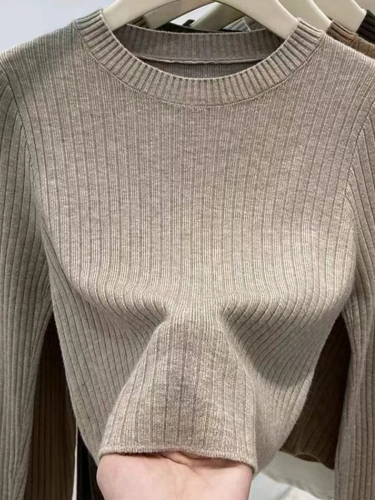 French Style Knitted Short Sweater Women's Base Layer Shirt Soft Pit Stripe Early Spring Inner Wear Top Slim Fit Long Sleeve
French Style Knitted Short Sweater Women's Base Layer Shirt Soft Pit Stripe Early Spring Inner Wear Top Slim Fit Long Sleeve