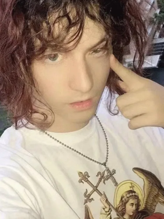 Футболка Bladee X Drain Gang Archangel, свободного кроя, из хлопка, с термотрансферным принтом, молодежная, модная, с коротким рукавом, круглым вырезом
Футболка Bladee X Drain Gang Archangel, свободного кроя, из хлопка, с термотрансферным принтом, молодежная, модная, с коротким рукавом, круглым вырезом