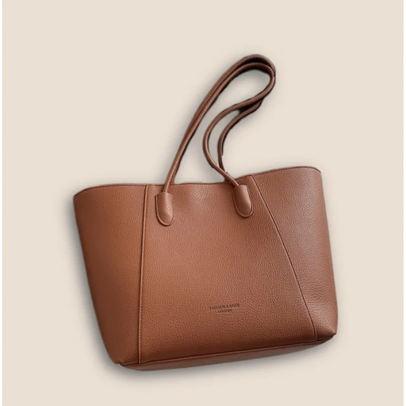 Новый стиль, модная модная большая сумка, большая вместительная женская сумка на плечо, простая дизайнерская сумка-тоут
Новый стиль, модная модная большая сумка, большая вместительная женская сумка на плечо, простая дизайнерская сумка-тоут