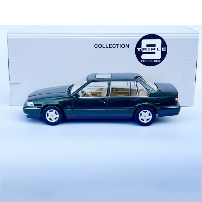 Triple9 Diecast 1:18 Scale 960 1996 Classci Car Alloy Simulation Car Model Collection Souvenir Static Display Ornaments Gift
Triple9 Diecast 1:18 Scale 960 1996 Classci Car Alloy Simulation Car Model Collection Souvenir Static Display Ornaments Gift