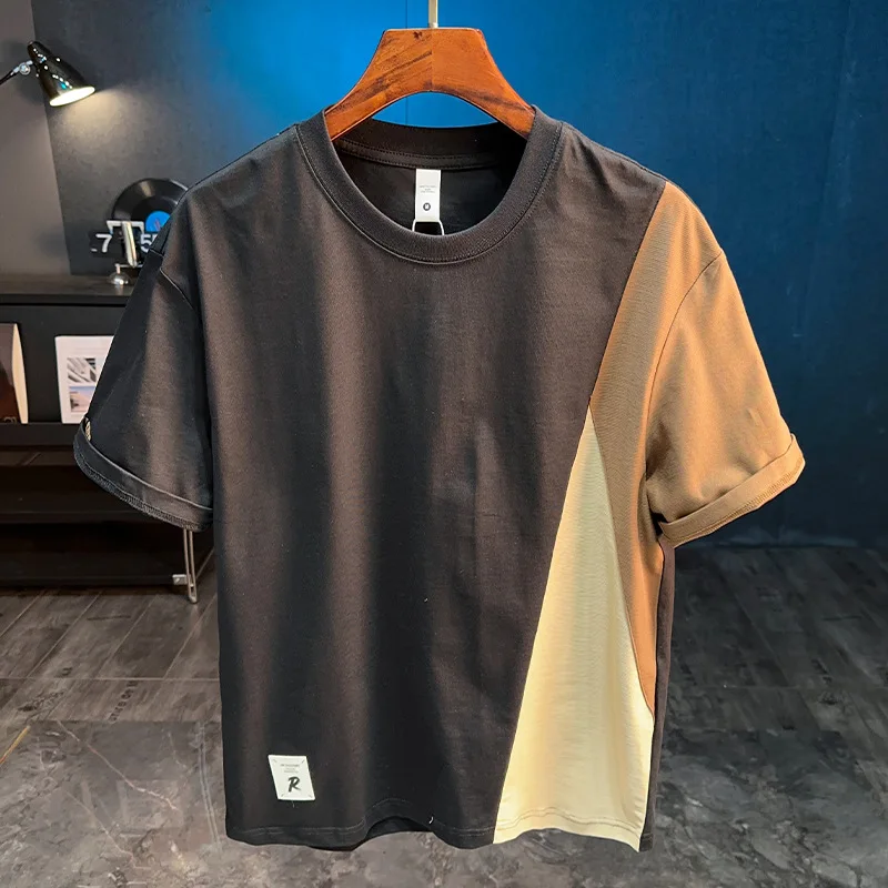 2025 summer outfit new short sleeved T-shirt for men's fashion brand, color blocking design, loose casual top
2025 summer outfit new short sleeved T-shirt for men's fashion brand, color blocking design, loose casual top