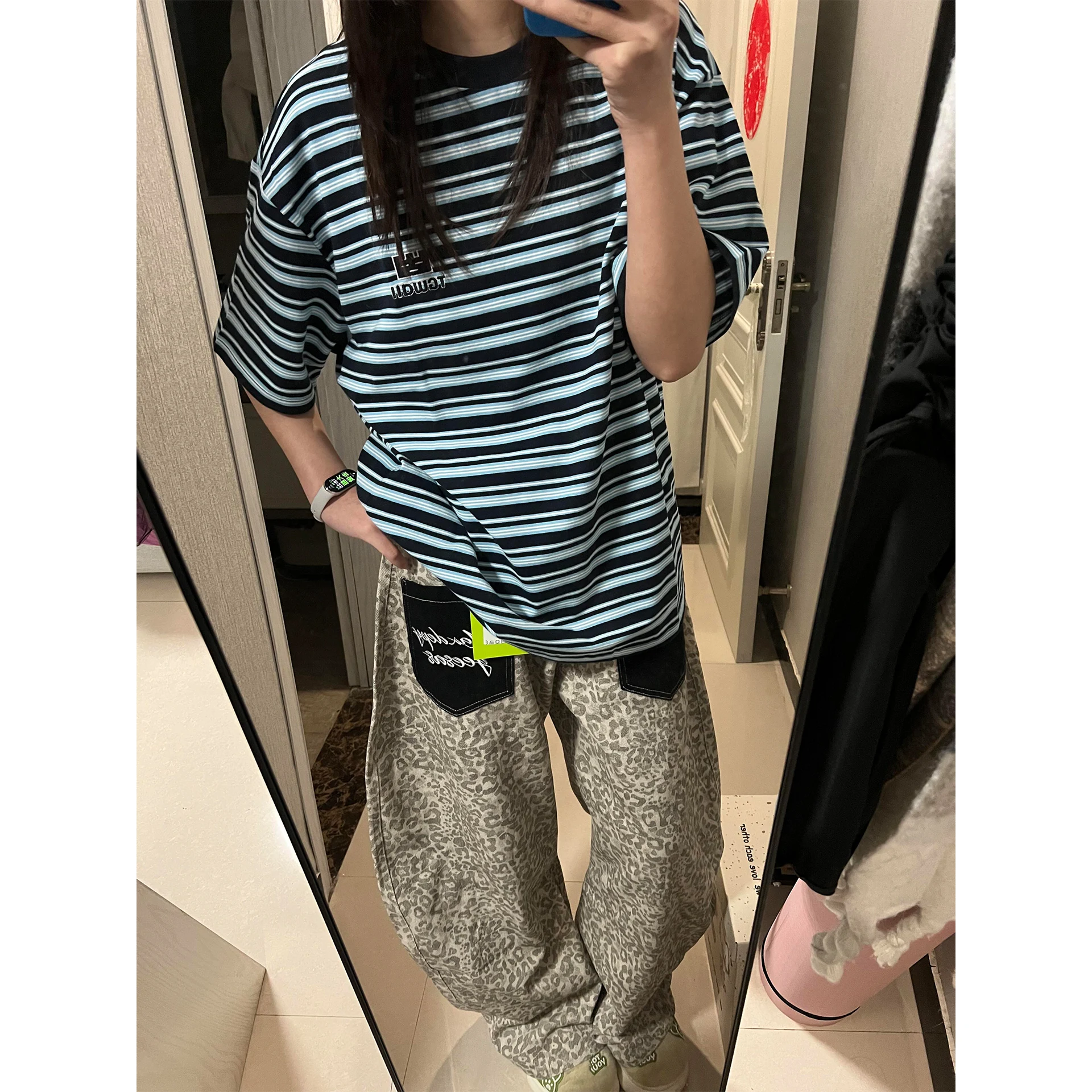 Outlet Summer Short Sleeve T-Shirt Pure Cotton Striped Unisex Trendy Comfortable Breathable Fashionable Casual round Neck Top
Outlet Summer Short Sleeve T-Shirt Pure Cotton Striped Unisex Trendy Comfortable Breathable Fashionable Casual round Neck Top