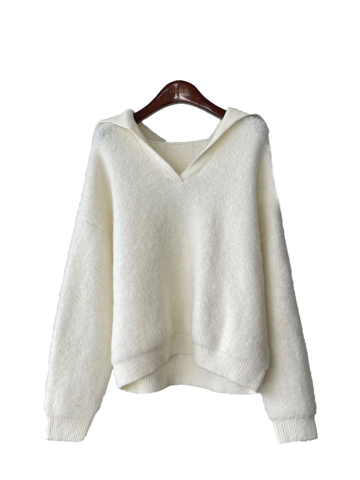 Sweater jacket V-neck short loose fit simple solid color design warm and comfortable 2023 winter new 1110
Sweater jacket V-neck short loose fit simple solid color design warm and comfortable 2023 winter new 1110